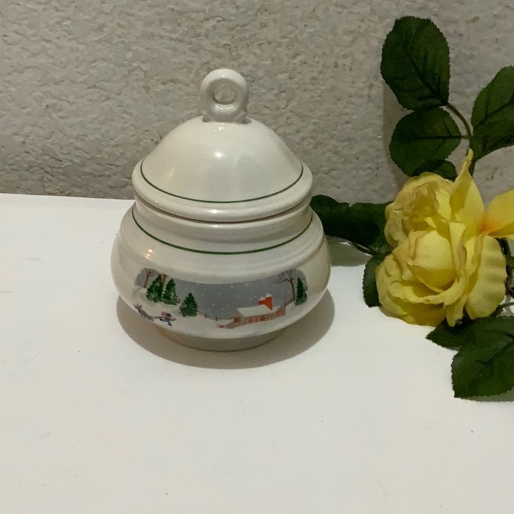 New Sango Vintage Silent Night Sugar Bowl Holly Green Trim Joan Luntz G9